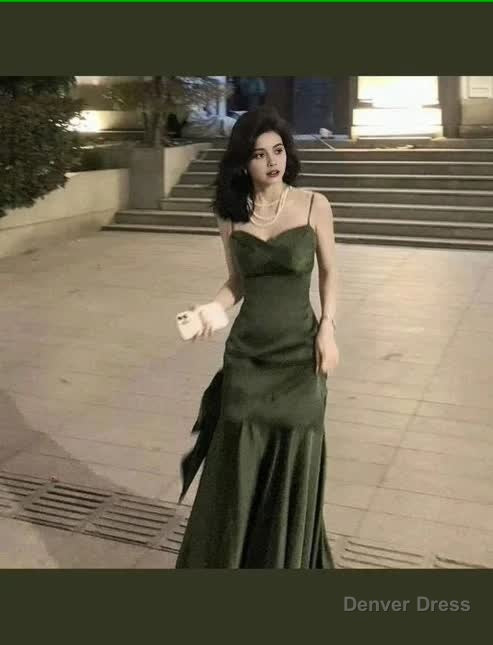 Sexy Mermaid Straps Green Prom Dress Satin Long Prom Dresses