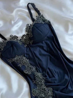 Sexy Navy Blue Mermaid Lace Prom Dress