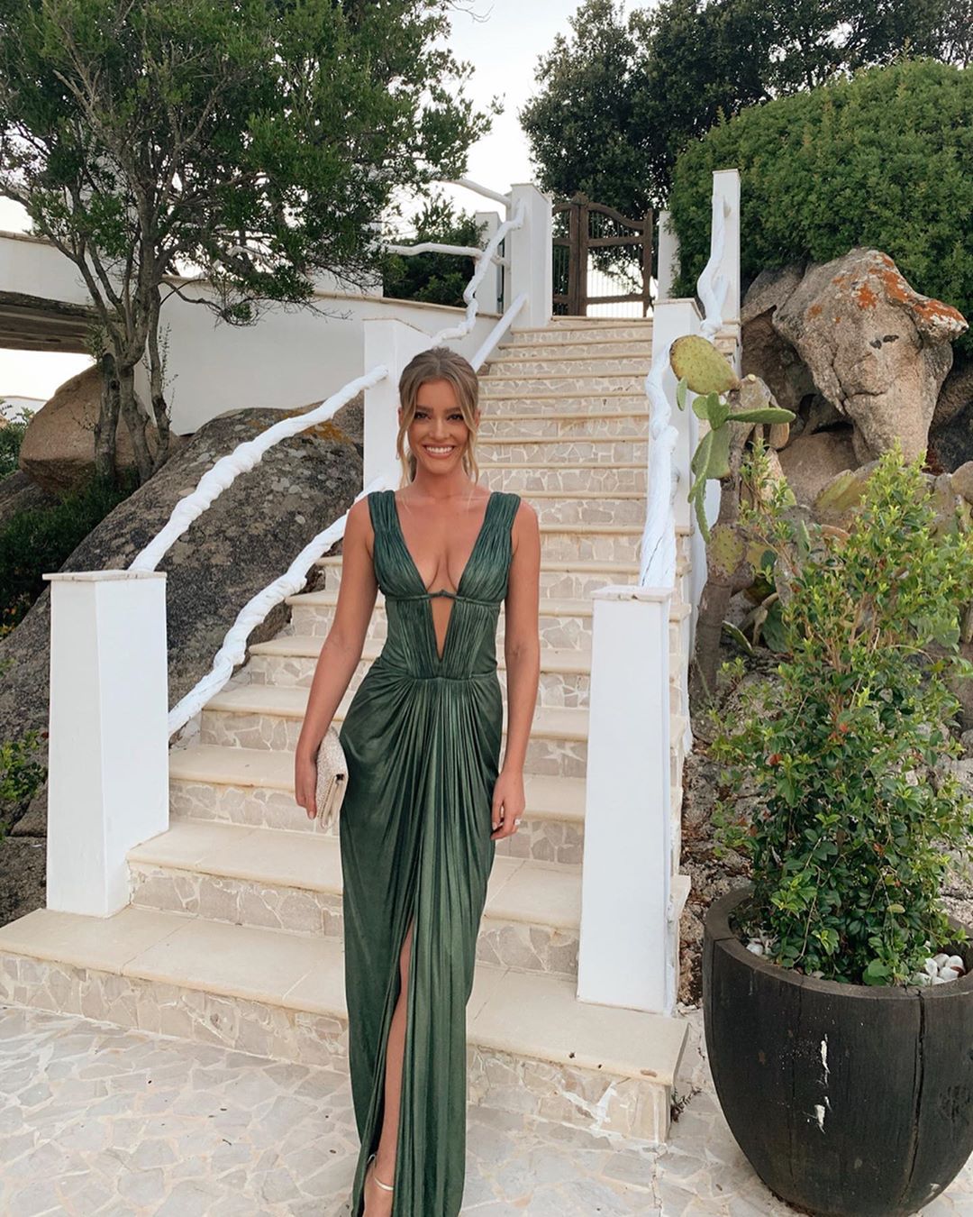 Sexy Sheath V Neckline Green Long Prom Dresses Secondary image
