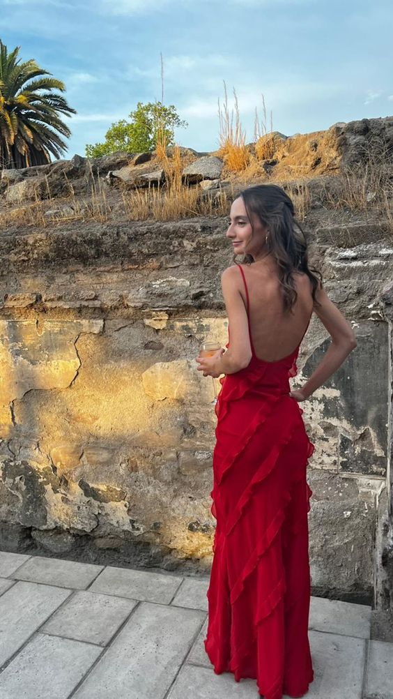 Red Backless Long Prom Dresses With Ruffle