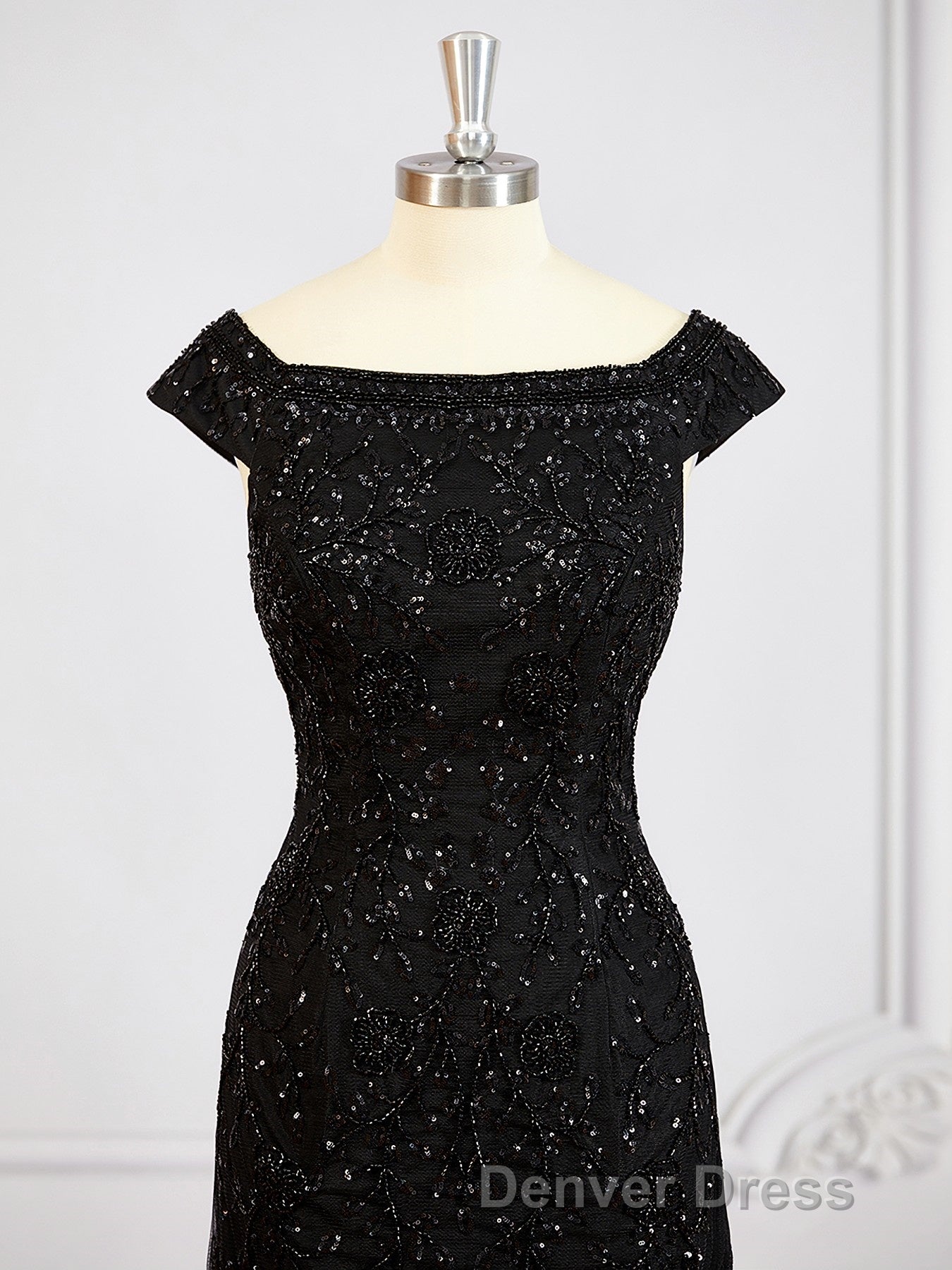 Sheath/Column Off-the-Shoulder Floor-Length Tulle Mother of the Bride Dresses With Beading Secondary image