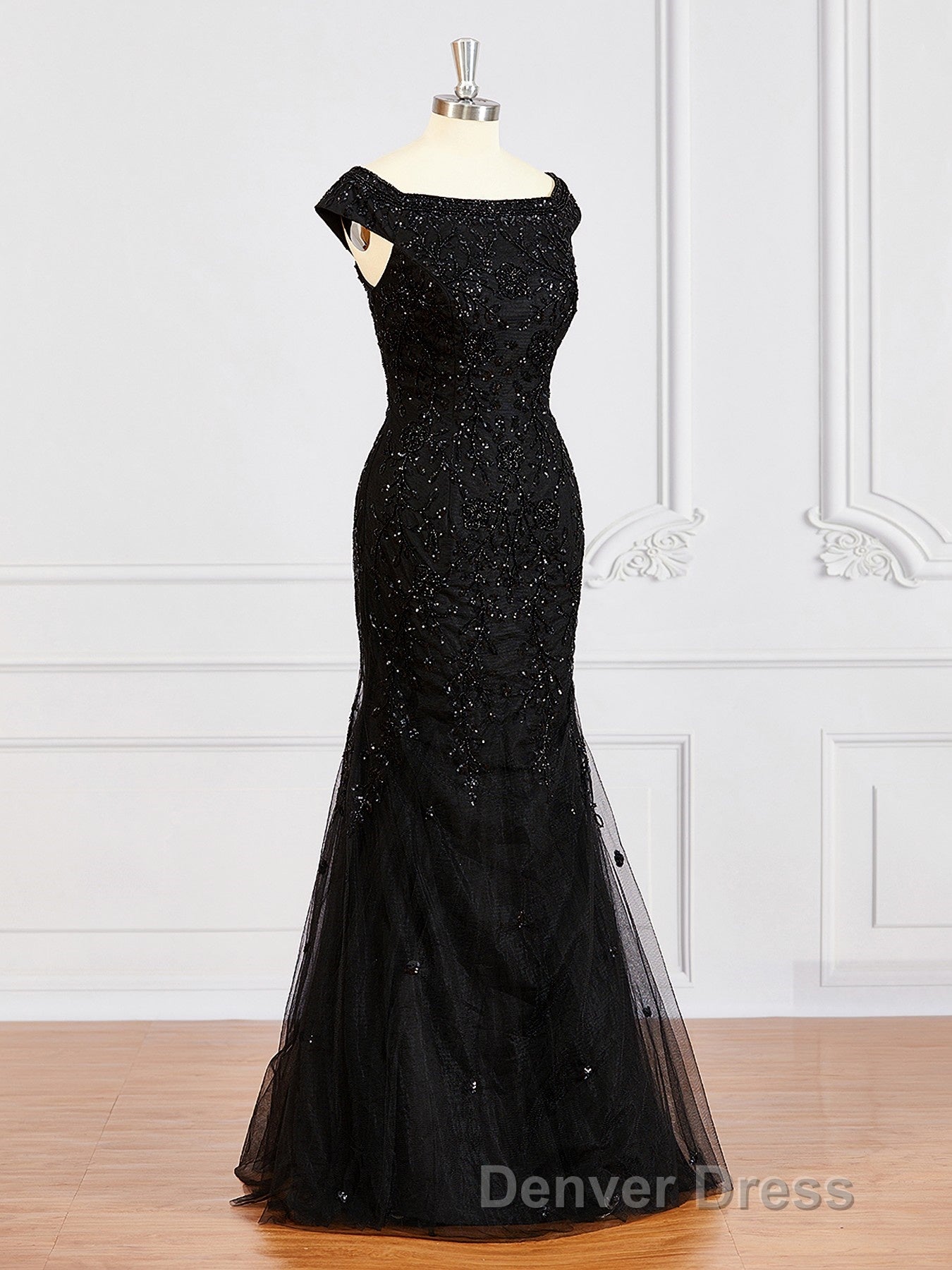 Sheath/Column Off-the-Shoulder Floor-Length Tulle Mother of the Bride Dresses With Beading