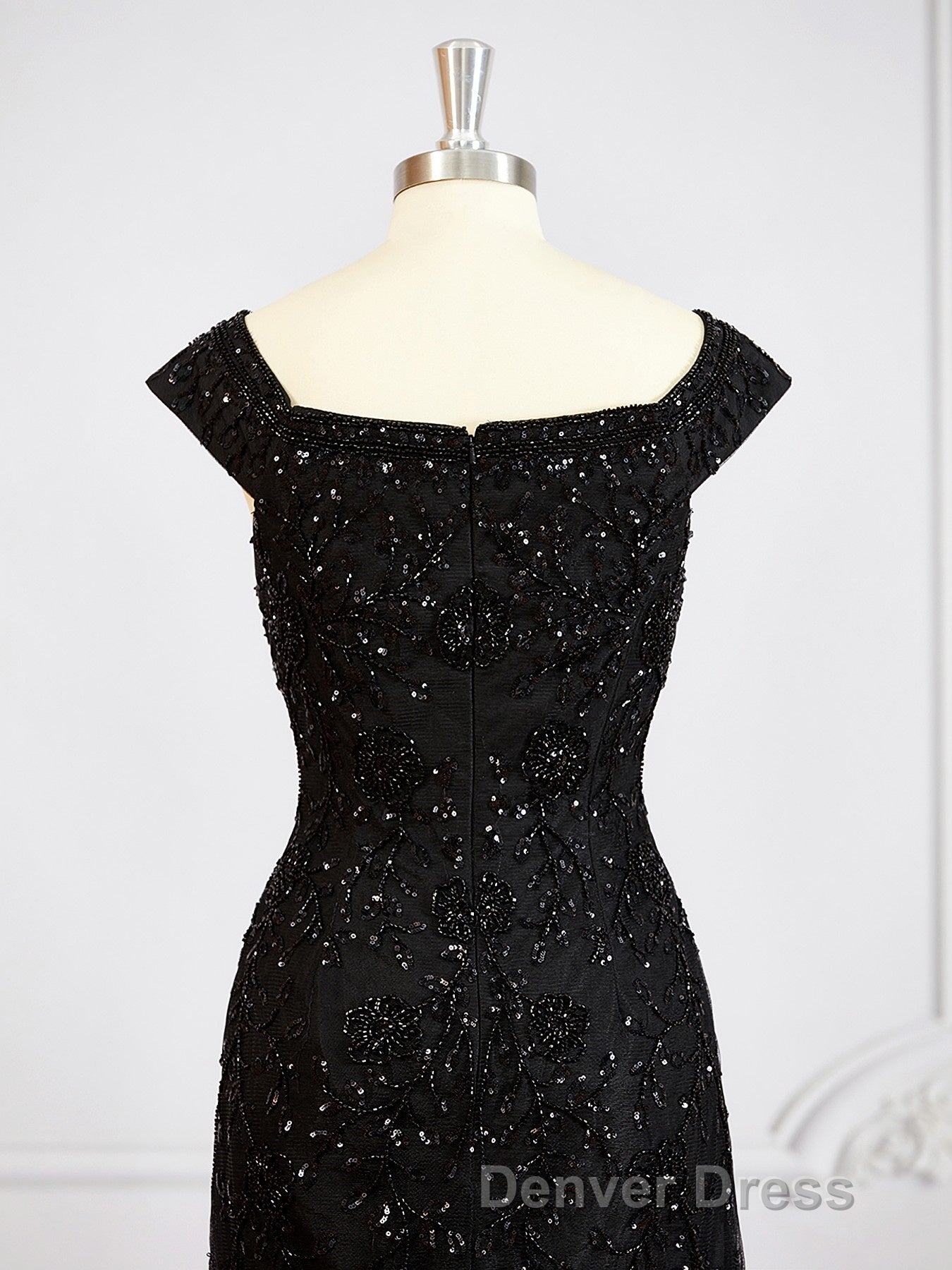 Sheath/Column Off-the-Shoulder Floor-Length Tulle Mother of the Bride Dresses With Beading