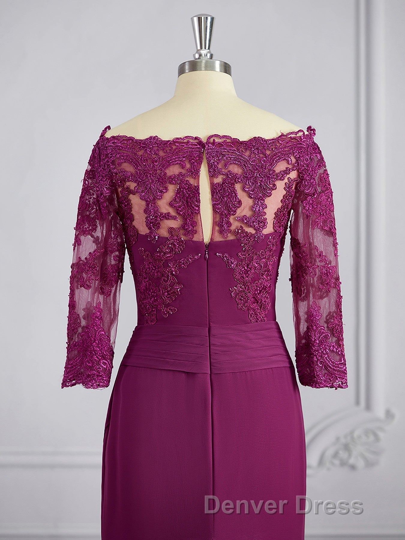 Sheath Column Off The Shoulder Sweep Train Mother of the Bride Dresses With Appliques Lace