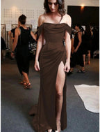 Sheath Column Prom Dress Minimalist Dresses Prom Sweep Brush Train Sleeveless Strapless Charmeuse With Pleats Ruched Slit