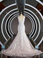 Sheath Column Straps Sweep Train Lace Wedding Dresses with Appliques Lace