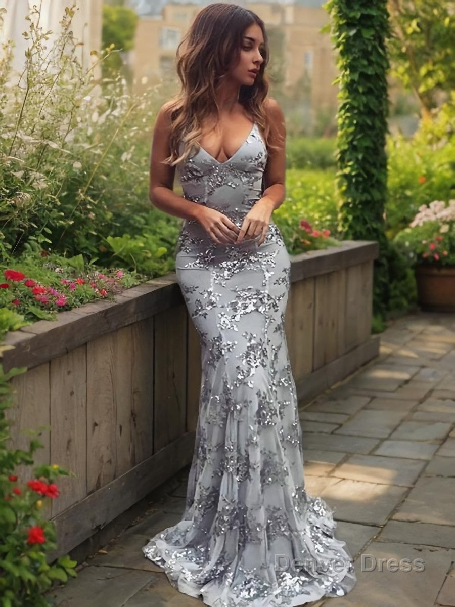 Sheath Column V Neck Sweep Train Prom Dresses With Appliques Lace
