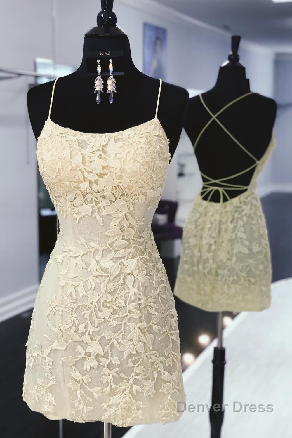 Sheath Spaghetti Straps Red Short Homecoming Dresses with Appliques