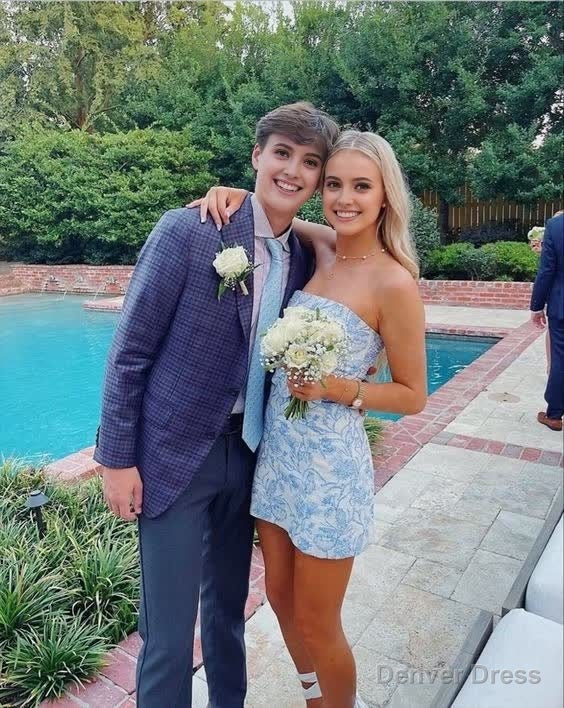 Sheath Strapless Short Homecoming Dresses Main image