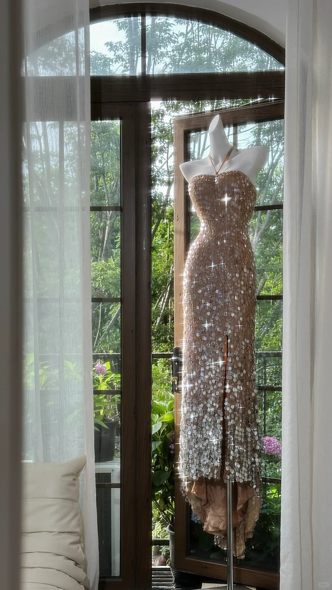 Shiny Halterneck Large Sequined Slit Mermaid Prom Dresses