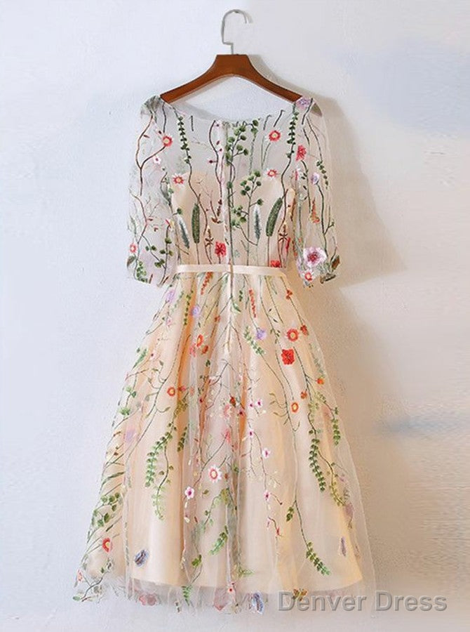 Short Beige Tulle Homecoming Dresses With Embroidery Secondary image