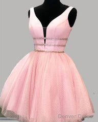Short Blush Tulle Plunge Neck Homecoming Dresses