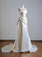 Simple A-Line Satin Sweep Train Light Champagne Prom Dresses
