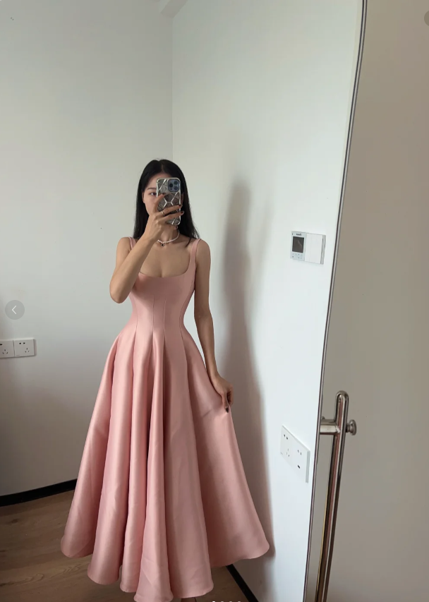 Simple And Elegant Pink A-Line Square Neck Halter Satin Prom Dresses Evening Dresses