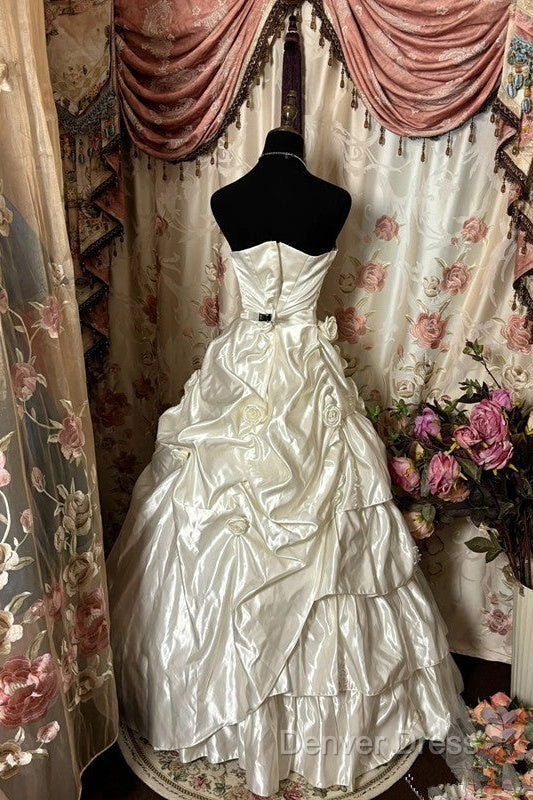 Simple Ball Gowns Strapless Sleeveless Pleats White Satin Wedding Dresses Secondary image