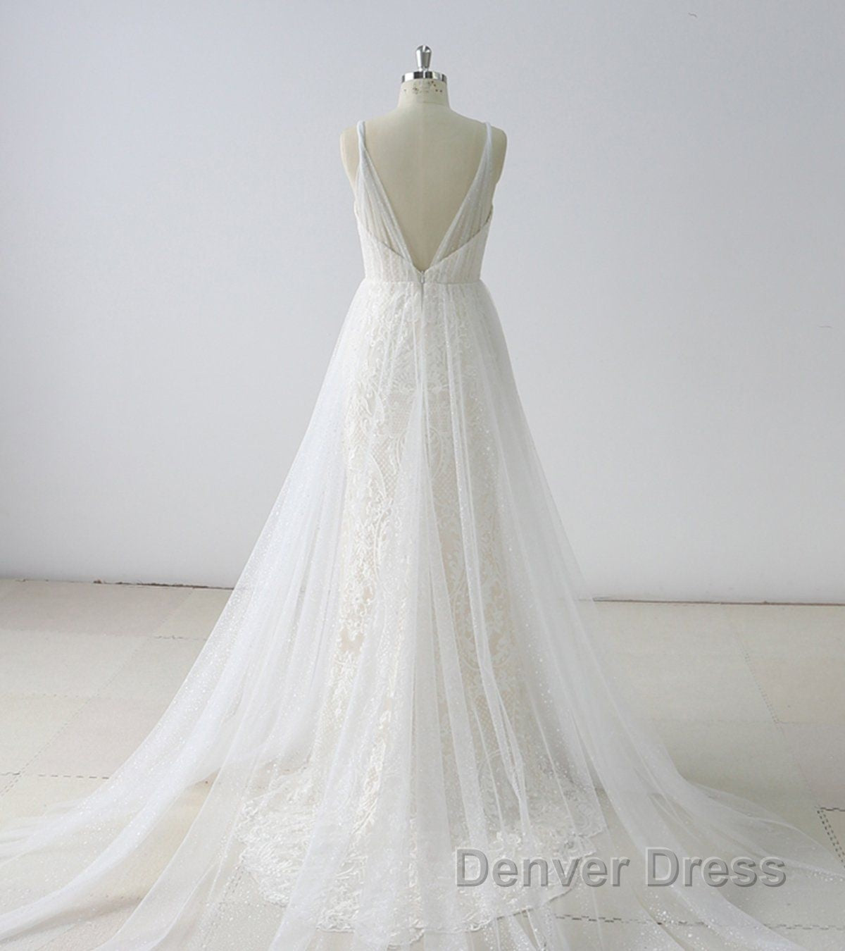 Simple Long A-line V Neck Tulle Wedding Dresses Secondary image