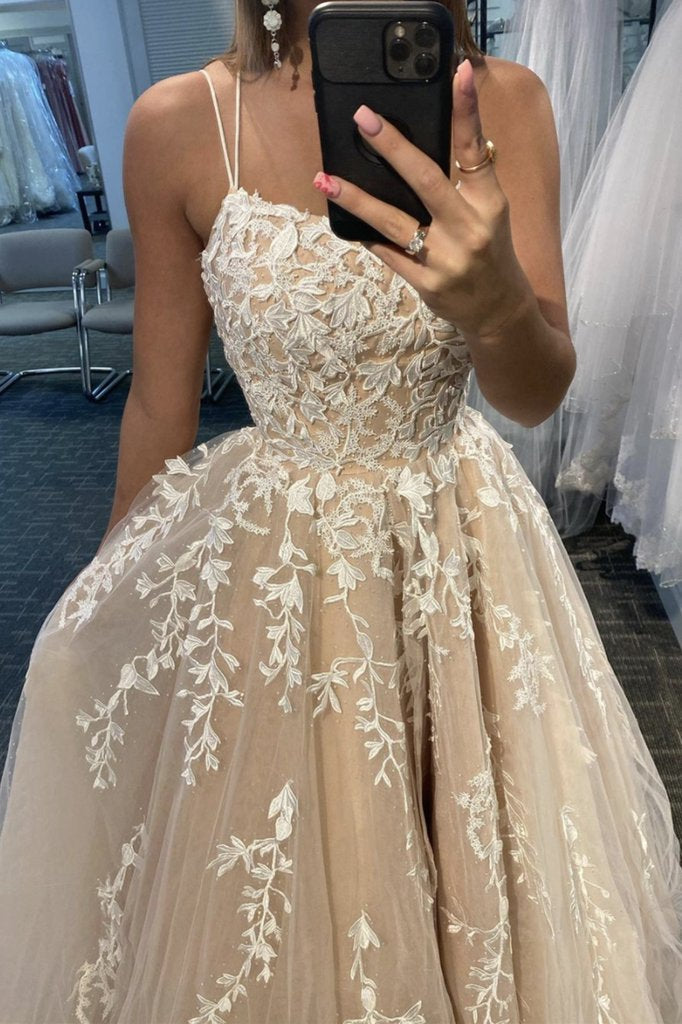 Simple Spaghetti Straps A-Line Lace Appliques Tulle Long Prom Dresses