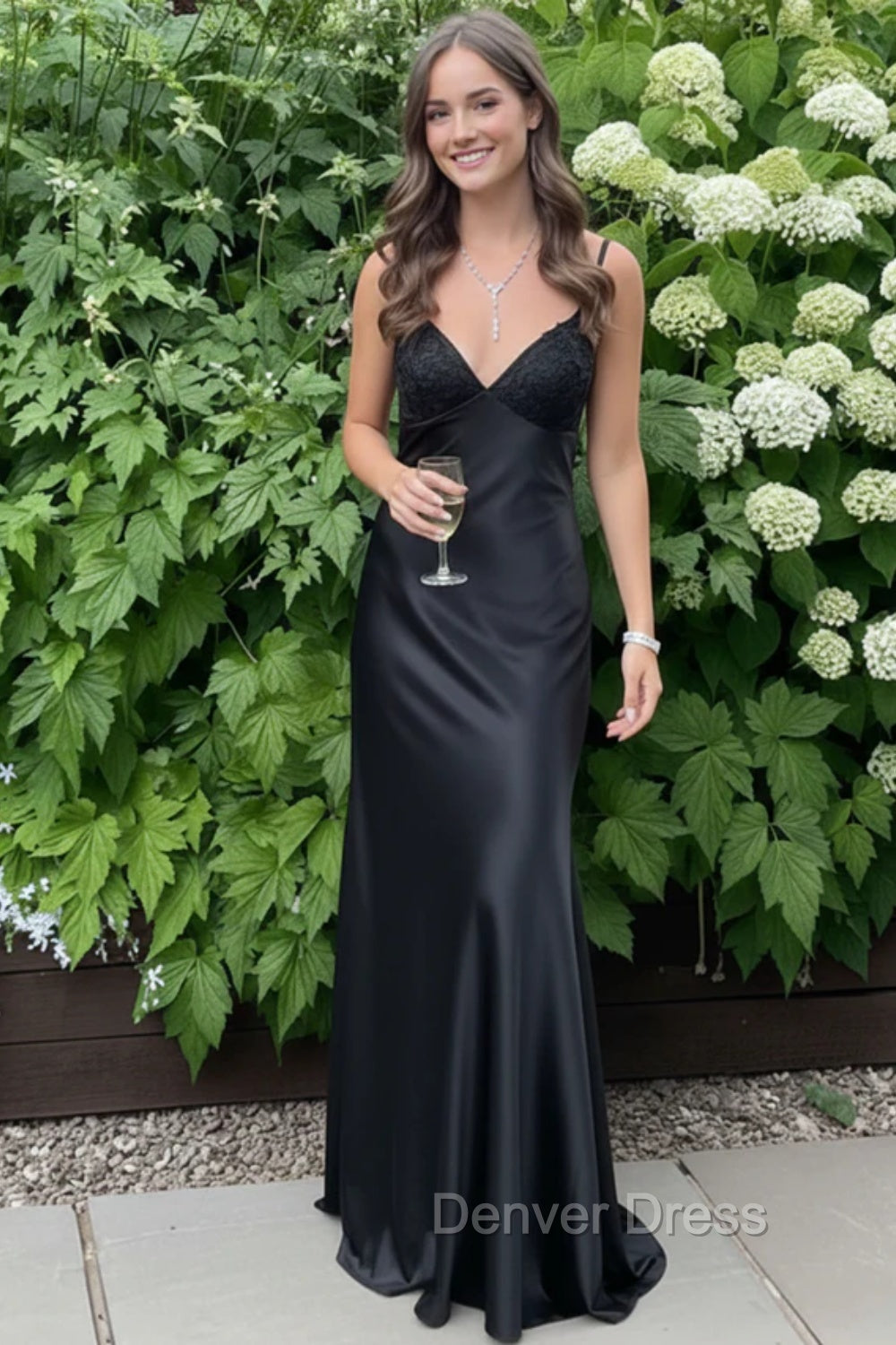 Simple Spaghetti Straps V-neck Sheath Satin Prom Dress