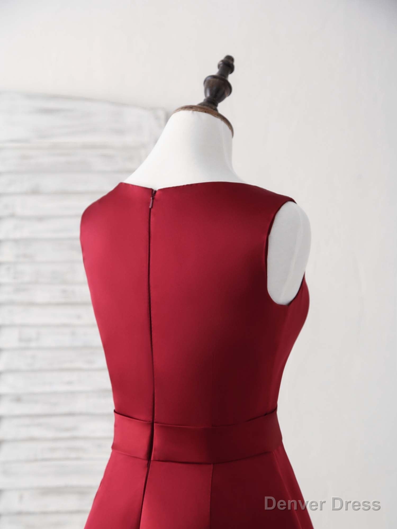 Simple V Neck Burgundy Short Prom Dress Satin Homecoming Dresses