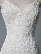 Simple Wedding Dress Lace V Neck Sleeveless Lace Mermaid Bridal Dresses With Train