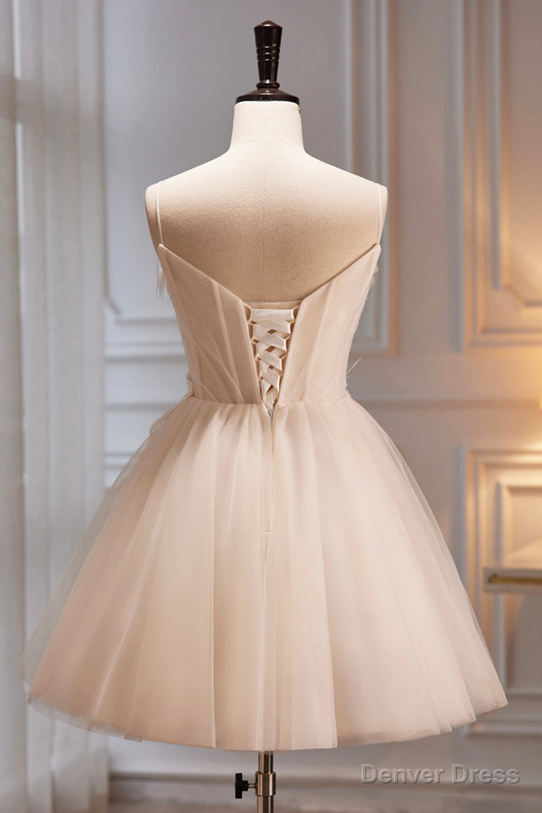 Spaghetti Strap V Neck Tulle Short Prom Dress, Cute Champagne Homecoming Dresses