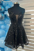 Spaghetti Straps Black Sequin Homecoming Dresses with Bow