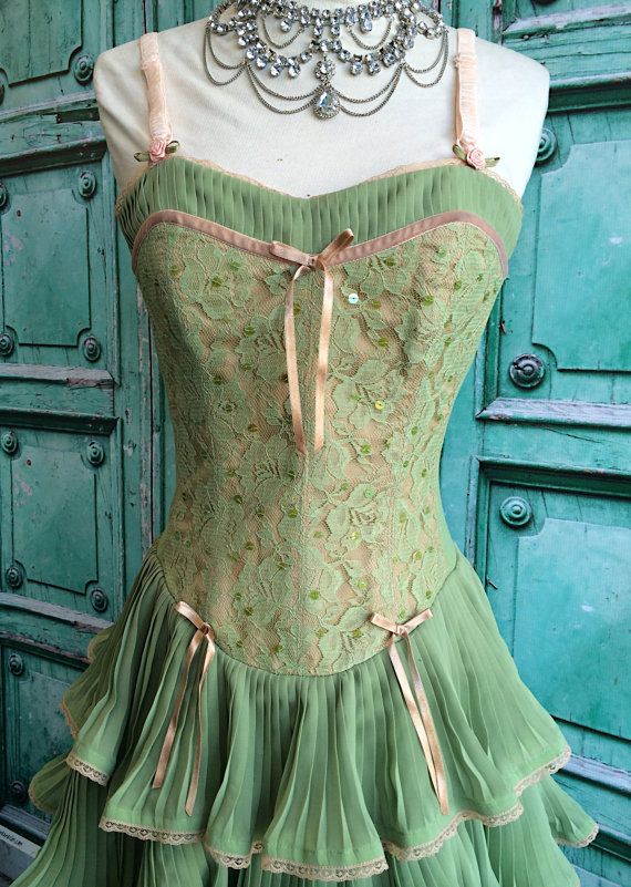 Green Pink Sweet Spaghetti Strap Layered Long Lace Tulle Ball Gowns Prom Dress Coming Of Age Ceremony Dresses Secondary image