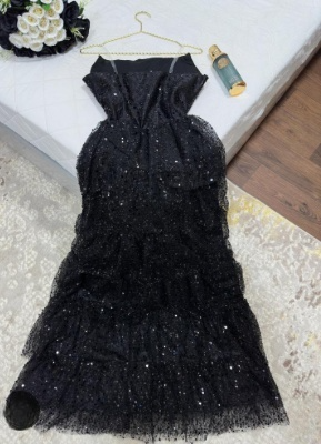 Sparkly Stunning Black Sequined Sleeveless Strapless Long Prom Dresses With Split