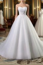 Strapless Lace Appliques Ball Gowns Wedding Dresses Sleeveless Bridal Gown with Sweep Train