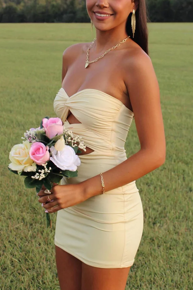 Strapless Sweetheart Keyhole Pleated Satin Tight Prom Homecoming Dresses