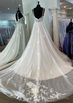 Straps A Line Open Back Tulle Lace Wedding Dresses
