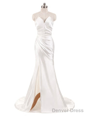 Stunning Ivory Wedding Dresses Strapless Mermaid Evening Dresses V Neck Sleeveless Split Beach Bridal Gown With Court Train