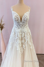 Stunning Long A Line Spaghetti Straps Appliques Lace Tulle Wedding Dresses