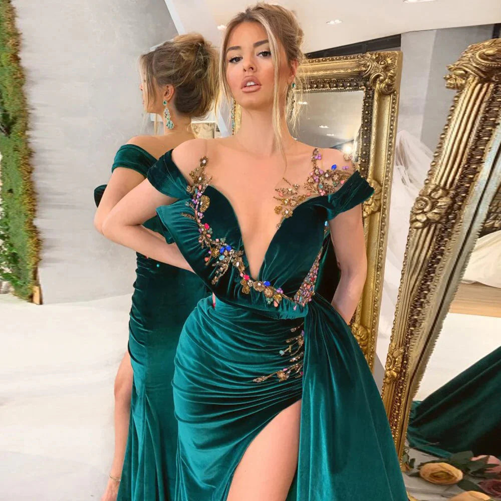 Green Luxury Gorgeous Fashion Beaded Decoration Deep V Neck Long Slit Floor Length Prom Gowns Ball Gowns Secondary image