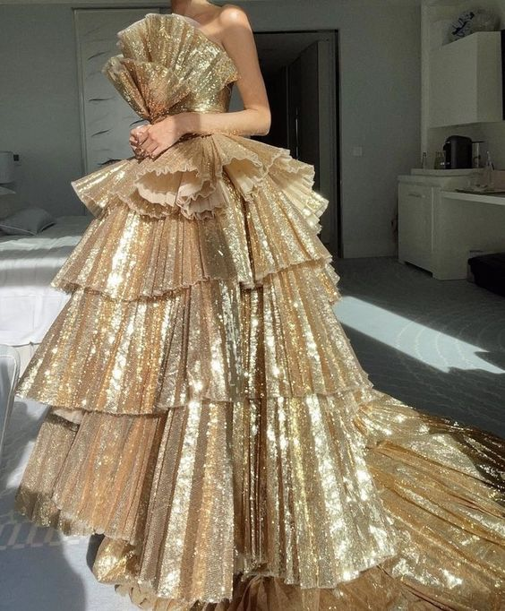 Stylish Golden Tiered Ball Gowns Long Prom Dresses Secondary image