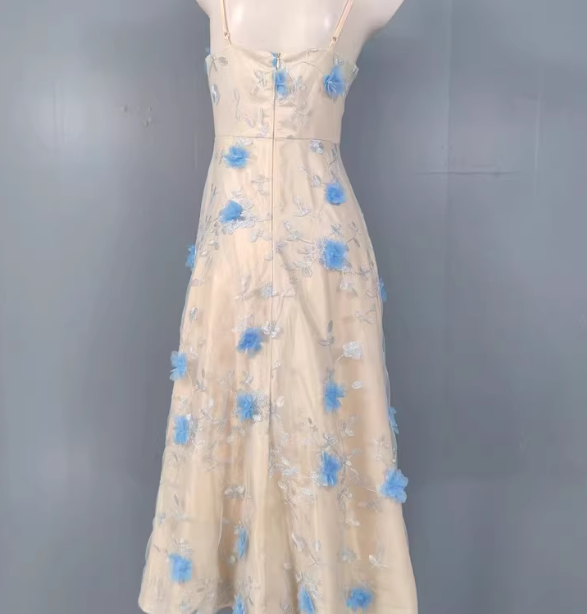 Sweet A-Line 3D Floral Embroidery Tulle Long Prom Dresses Evening Dresses