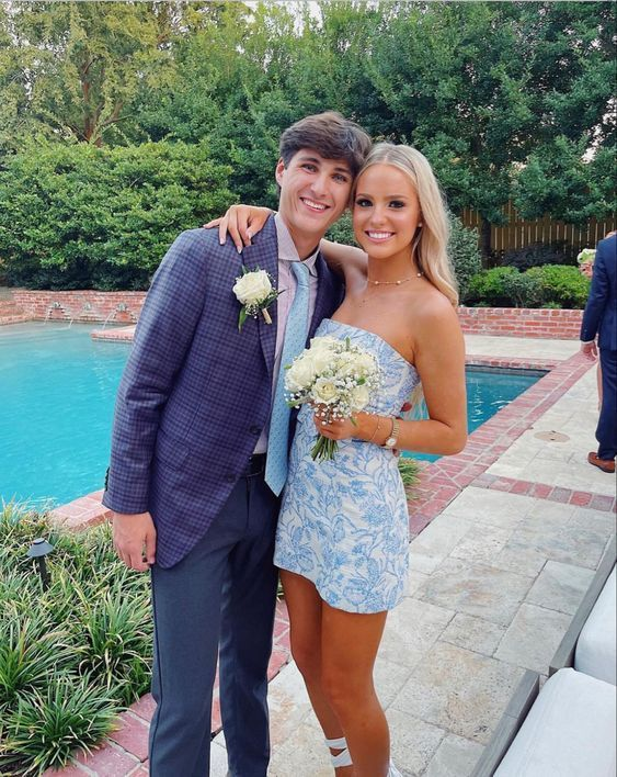 Sweet Blue Strapless Homecoming Dress Short Prom Dresses Main image