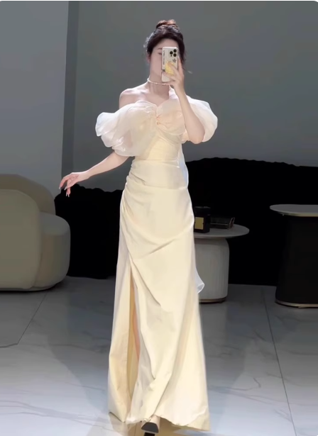 Sweet Cream Yellow A-Line Off-The-Shoulder Bow-Embellished High-Slit Satin Long Prom Dresses Evening Dresses