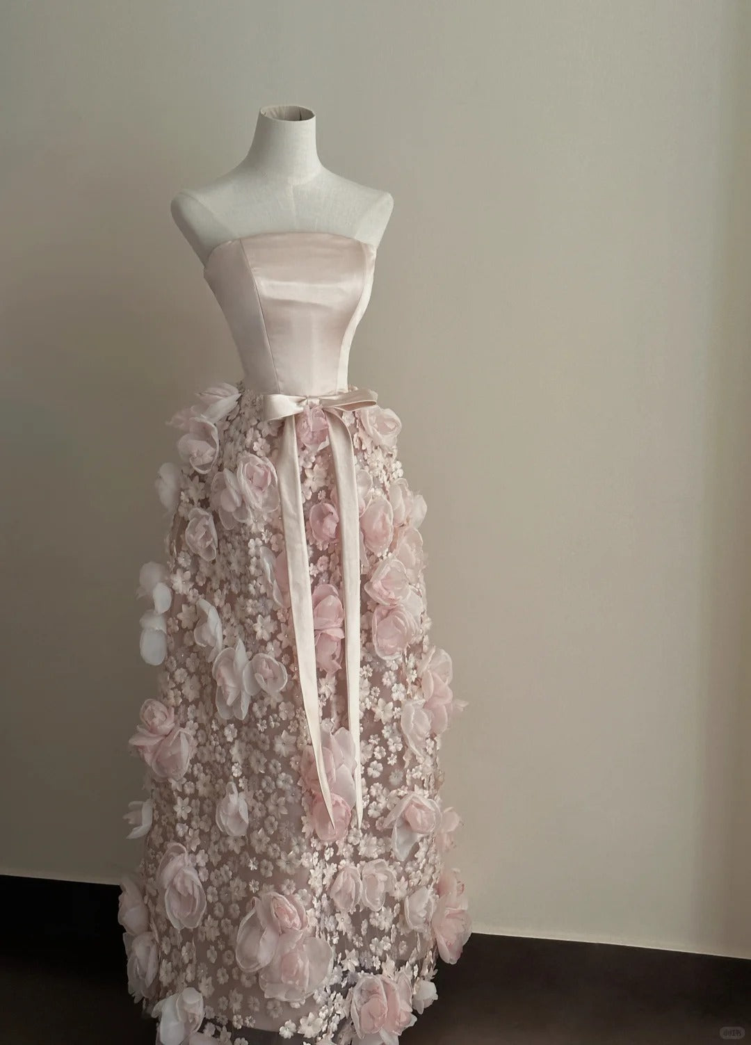 Sweet Pale Pink A-Line 3D Floral Satin And Tulle Long Prom Dresses Evening Dresses Wedding Dresses Secondary image