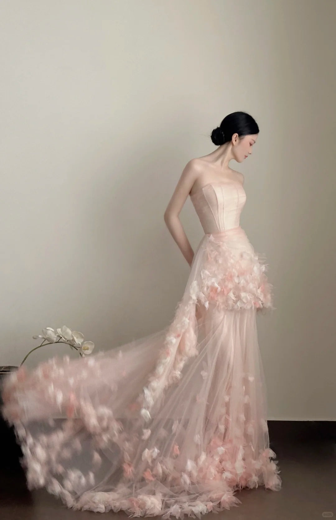 Sweet Pale Pink Mermaid Tail Three-Dimensional Petal Long Prom Dresses Evening Dresses Wedding Dresses