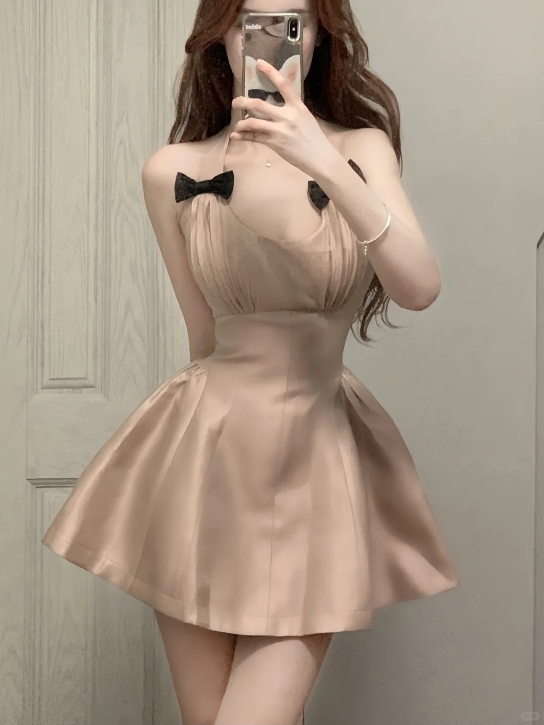 Sweet Pink Halter Neck Bow Satin A-Line Homecoming Dresses