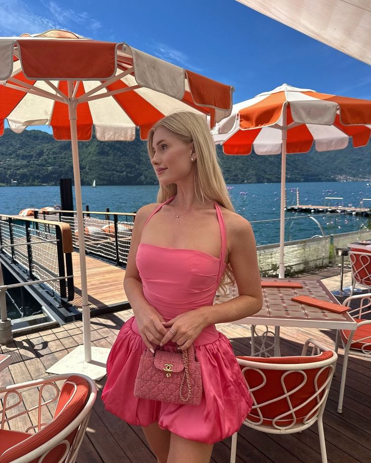 Sweet Pink Halter Neck Flower Bud Skirt 17Th Birthday Homecoming Dresses