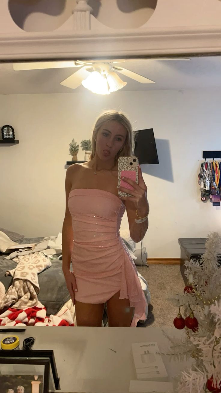 Sweet Pink Tube Top Sequined Slim Fit Hip 17Th Birthday Homecoming Dresses Main image