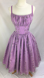 Sweet Purple Flower Embroidery Waist A-Line 16Th Birthday Homecoming Dresses