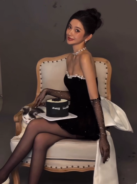 Sweet Tube Top Black Velvet Bow 19Th Birthday Homecoming Dresses