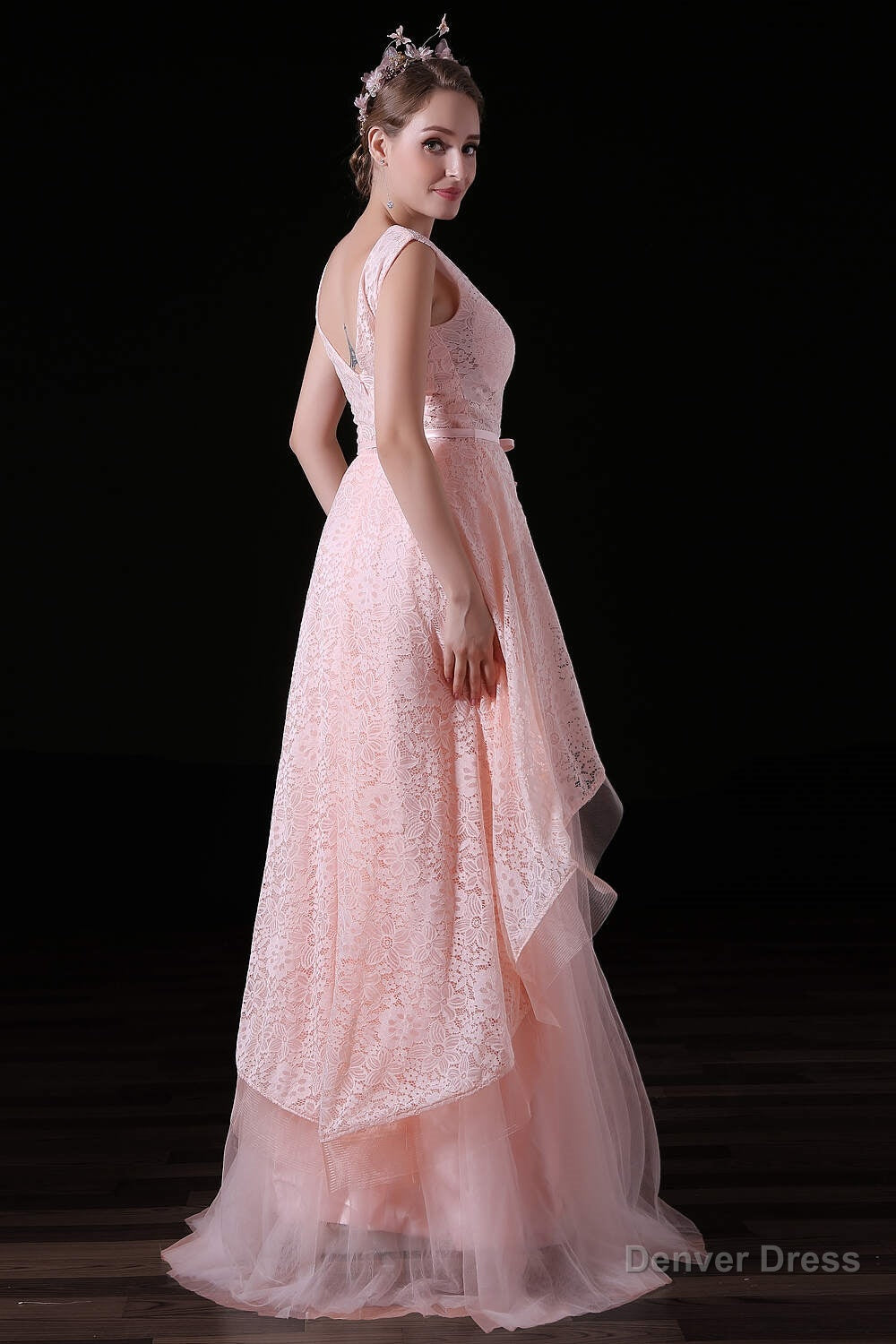 Sweet Tulle & Lace Bateau Neckline Floor-length A-line Prom Dresses With Belt