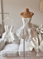 Sweet White Bow Satin Lace Ruffled 17Th Birthday Homecoming Dresses