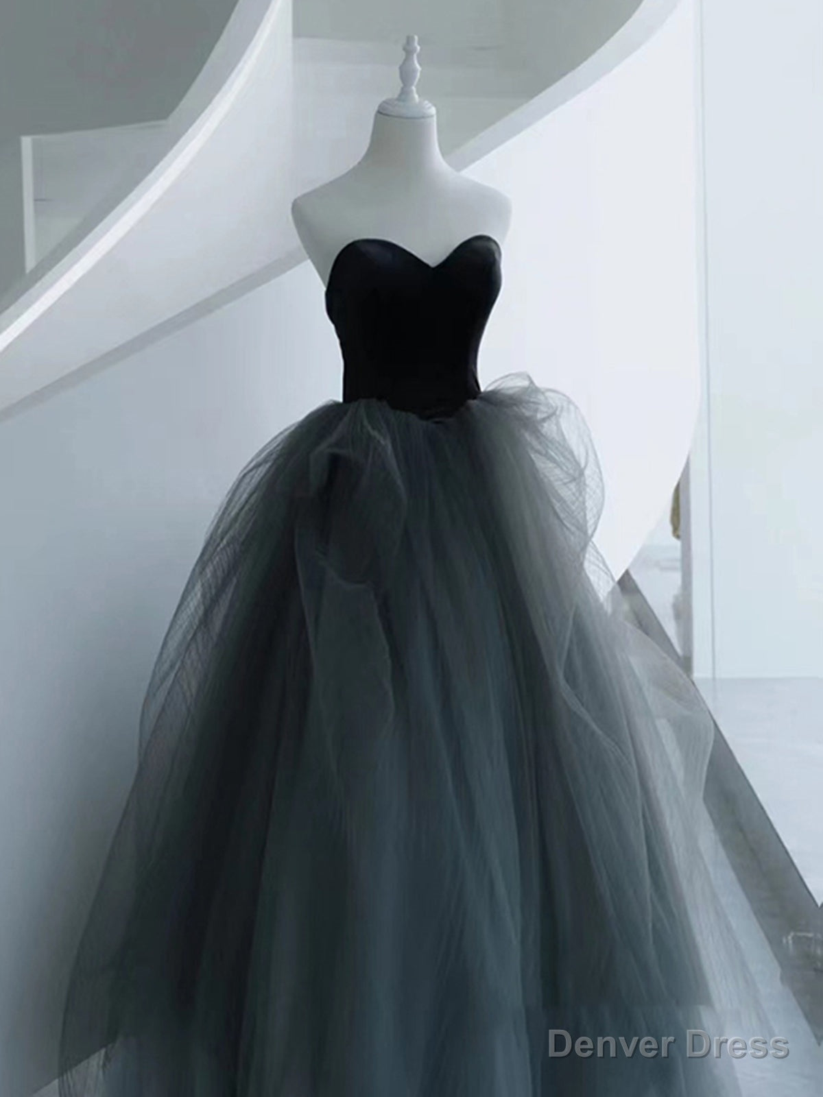 Sweetheart Neck Gray Tulle Long Prom Dresses Gray Tulle Long Formal Graduation Dresses Secondary image