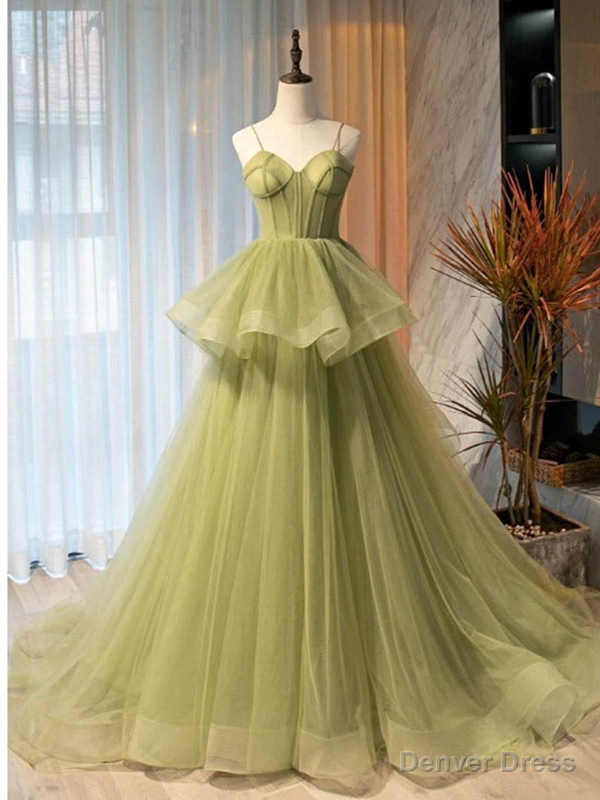 Sweetheart Neck Green Tulle Long Prom Dresses, Green Tulle Long Formal Graduation Dresses Main image