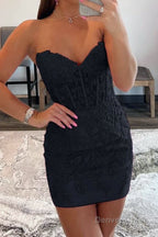 Tight Short Homecoming Dress with Appliques